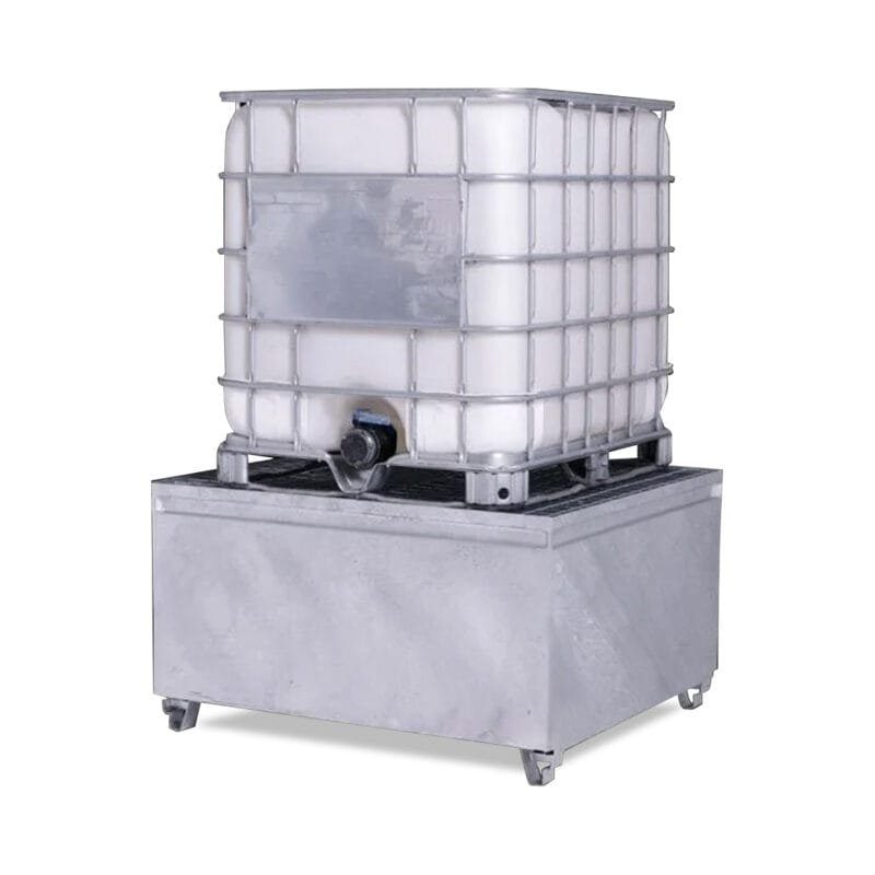 stalen lekbak en ibc tank van 1050 liter