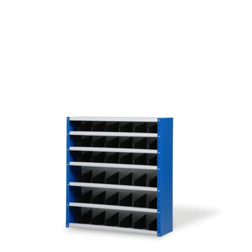 vakkenkwast met zwarte schotten. blauwe wanden