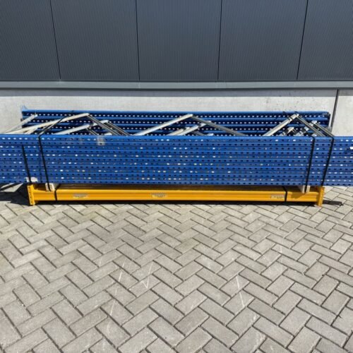 Palletstelling Esmena 350x105 diep / liggers 270 / lengte 14.10 mtr /  gebruikt
