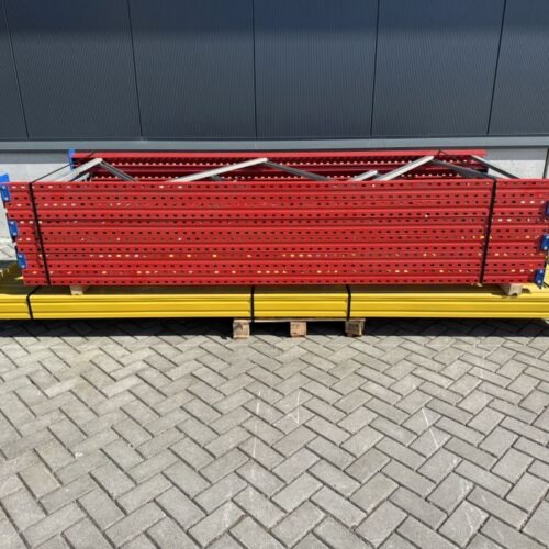 Palletstelling Esmena 300x110 diep / liggers 360 / lengte 18.60 mtr /  gebruikt
