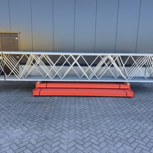 Palletstelling Stow Toyota 710x110 diep / liggers 360 / lengte 26 mtr /  gebruikt