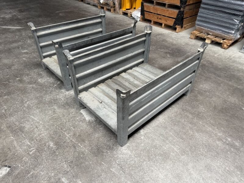 2x Stapelbak grijs met vaste constructie 120x80x67, gebruikt - Afbeelding 3
