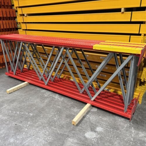 Palletstelling Esmena 350x110 diep / liggers 360 / lengte 14.90 mtr /  gebruikt